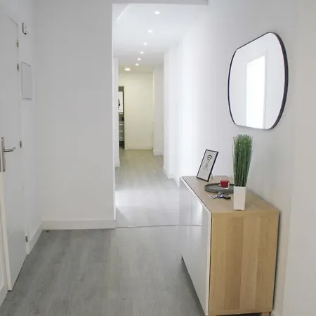 Apartment Guajara